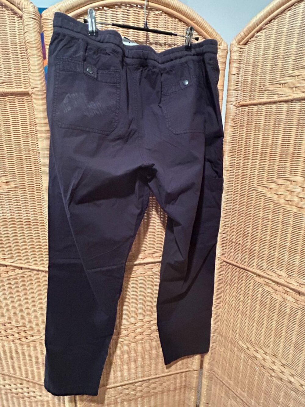 L.L. Bean Nautical Navy Vista Camp Crop XL - Picture 2 of 3